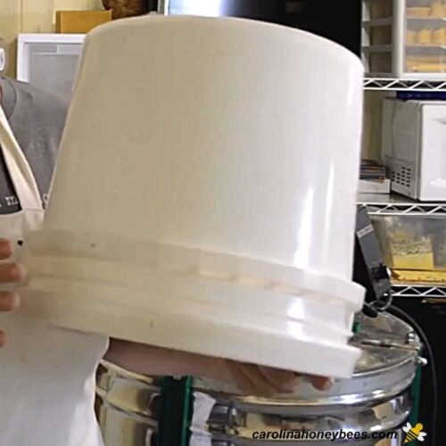 How to Make a Bucket Bee Feeder Carolina Honeybees